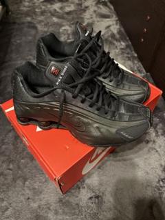 2025年最新】Nike shox r4の人気アイテム - メルカリ