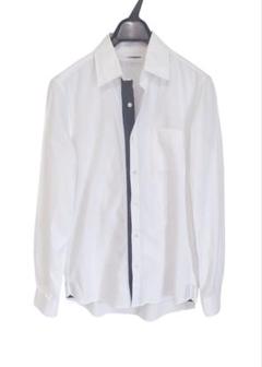 美品　FRED PERRY メンズシャツ　ホワイト　定価約2万円