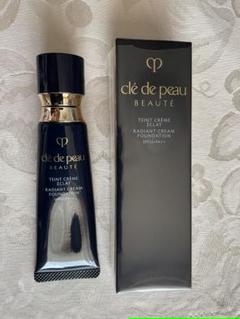 百貨店正規品　試供品つき クレドポーボーテ タンクレームエクラn オークル10 楽天市場】タンクレームエクラ オークル10の通販