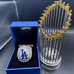 非売品　ドジャース 大谷翔平 チャンピオンリング 特製ケースミニトロフィーセット
