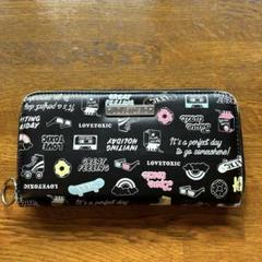 LOVETOXIC カラフルプリント 財布
