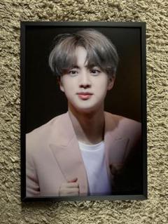 BTS ジン　マスタニム額縁 2025年最新】ジン bts 額縁の人気アイテム - メルカリ