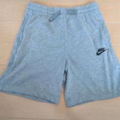 Nike グレー ハーフパンツ キッズL(150)