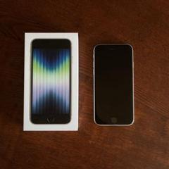 iPhone SE 第3世代 スターライト 256GB