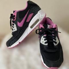 Nike Air Max 黒/ピンク スニーカーのサムネイル