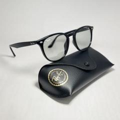 【極美品】Ray-Ban RB4259F 601/87 ライトグレー Ray-Ban (レイバン) サングラス RB4259F 53 601/87 BLACK/Light