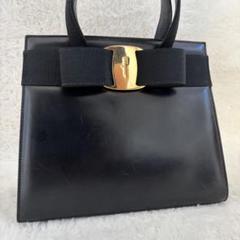 【美品】フェラガモ ハンドバッグ べっ甲 がま口 スエード ゴールド金具 黒 フェラガモ ハンドバッグ ショルダーバッグ ヴァラ 2WAY