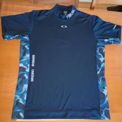 Oakley モックネックXL ネイビー×カモフラ