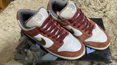 NIKE DUNK LOW SB 上海