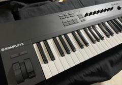 ワンピなど最旬ア! Native komplete kontrol a61 使用極僅か - DTM/DAW