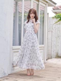 2025年最新】floral print pleats dressの人気アイテム - メルカリ