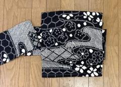 【うめさん】絞りの開き名古屋帯　黒地に白の絞りが粋　銀座結びに最適 wabitasブログ » Blog Archive » 齋英織物謹製：藍染板締め絞り