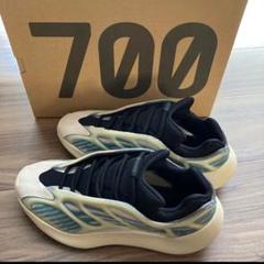【7月末まで】adidas yeezy 700v3 "KYANITE"