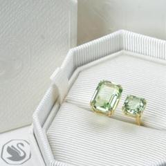 極美品 スワロフスキー Millenia オープンリング 52/11号 ゴールド 極美品 スワロフスキー Millenia オープンリング 52/11号