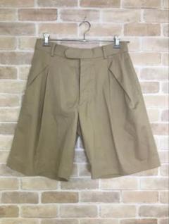 ずっと気になってた HERILLヘリルベージュ ショートパンツ フロントボタン付き 中古 パンツ