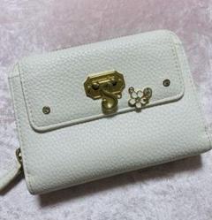 メルカリ 品 Samantha Vega ポケモン ミュウ 折り財布 サマンサ ヴェガ 16 800 中古や未使用のフリマ メルカリ 品 Samantha Vega ポケモン ミュウ 折り財布 サマンサ ヴェガ 16 800 中古や未使用のフリマ