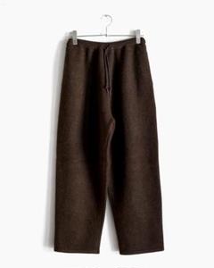 WALENODE ヤクウールニットパンツのサムネイル