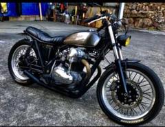 w650 1999年純正タンク　黒 2025年最新】w650 タンク 純正の人気アイテム - メルカリ - パーツ