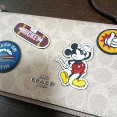 「大人気 新入荷 新品」に該当するファッション通販 CC50様専用】 COACH Disneyコラボ ショルダーお財布バック バッグ