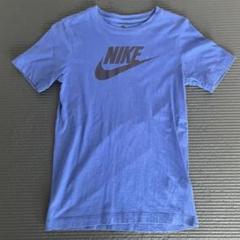 The Nike Tee 青Tシャツ