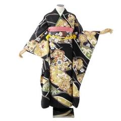 正絹　中古　振袖　黒地 振袖 身丈163cm 裄丈66.5cm M 袷 桜 花びら 金通し 金糸 黒 正絹