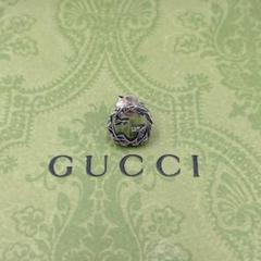 （極美品）GUCCI マーモントGGツイスト ピアス片耳925アラベスク グッチ ピアス マーモント ダブルG アラベスク - メルカリ