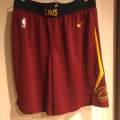 NIKE NBA CAVS バスパン ハーフパンツ