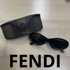FENDI オーバル型サングラス ケース付き ヴィンテージ FENDI】谷まりあさん使用 サングラス オーバル型 FFロゴ (FENDI