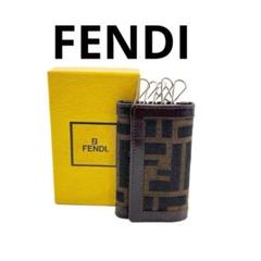 新品未使用フェンディ FENDI ヴィンテージ ズッカ 6連 キーケースタグ有 箱付 FENDI フェンディ 6連 キーケース ズッカ ヴィンテージ