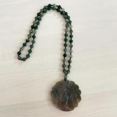天然石 苔瑪瑙（モスアゲート）ネックレス 孔雀彫刻 クジャク