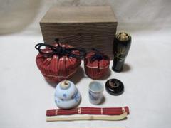 茶箱、木製溜一閑塗市松、付属品4点付、ふか3番 楽天市場】【茶道具/茶箱】 茶箱セット 木製 茶箱 溜塗 掛子付き