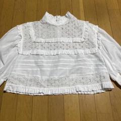 フリルとレースが素敵なブラウス新品