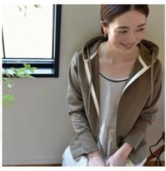 【美品】OURHOME アワーホーム きれいめパーカー リッチベージュ M きれいめパーカー – OURHOME