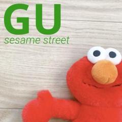 GU ジーユー　セサミストリート　エルモ　ぬいぐるみ　ぬいば　ポーチ