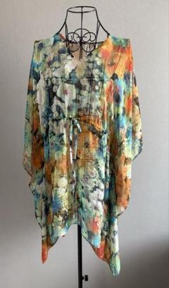 【美品】花柄シフォンチュニック 五分丈 Vネック
