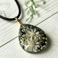 リリィ様おまとめ。レジン ペンダント m59863846632_1.jpg?1726389828