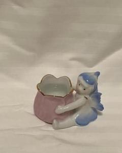陶器製妖精の花瓶