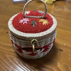 昭和レトロ　赤い花柄お裁縫箱