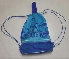 adidasプールバック