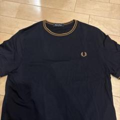 フレッドペリー　黒Tシャツ