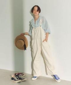 値段が激安 2025年最新】高山都 ブラウスの人気アイテム - メルカリ トップス