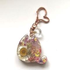 ハンドメイドレジン お守り風チャーム