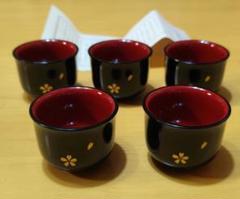 木曽漆器　3段　お重　美品　未使用品 三段重 木曽漆器 木曽山加漆器 美品 未使用品 箱入り （三段重