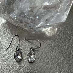 ビジュークリスタルピアス