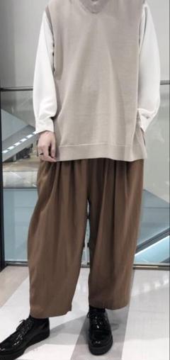 新品同様 Lui's （ルイス）高級鬼タックワイド テーパードパンツ スラックス 新品同様 Lui's （ルイス）高級鬼タックワイド テーパードパンツ