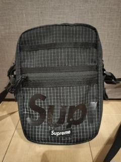 Supreme メッセンジャーバッグ ブラック。おまけ付き。 Supreme メッセンジャーバッグ ブラック - メルカリ