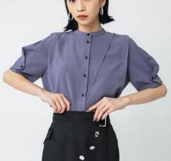 美品 UNITED TOKYO フォルド ボリューム袖 ブラウスのサムネイル