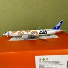 ANA B777-300ER スター・ウォーズ　BB-8特別塗装機❣️ ANA、映画「スター・ウォーズ」のBB-8をデザインした特別塗装機