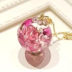 1728.スワロ入り♡ 球体レジンネックレス♡