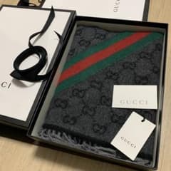 新品✨GUCCI高級アンゴラマフラー❗️箱紙袋セット✨グッチマフラー　ネイビー 大判新品✨GUCCIマフラー❗️箱紙袋セット❗️グッチマフラー